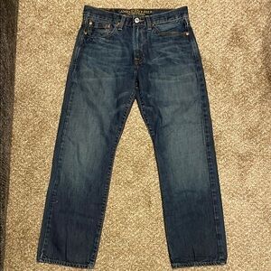 American Eagle Outfitters Men’s Dark Wash Relaxed Jeans